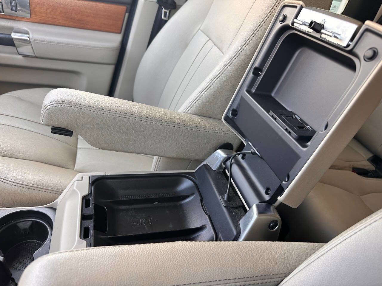 Used 2013 Land Rover LR4 HSE AWD/4WD image 55