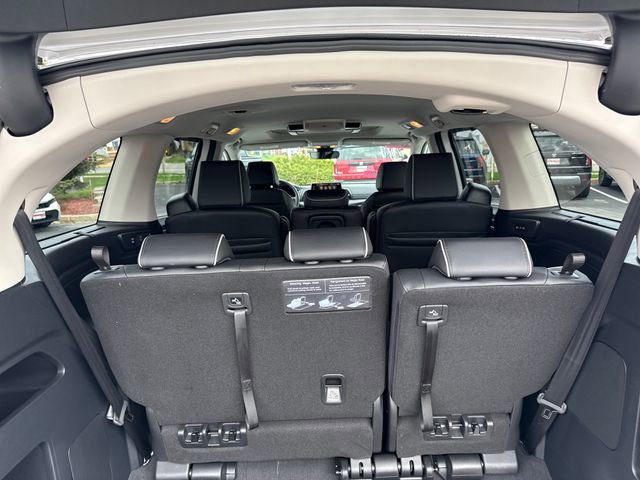Used 2025 Honda Odyssey Elite image 52