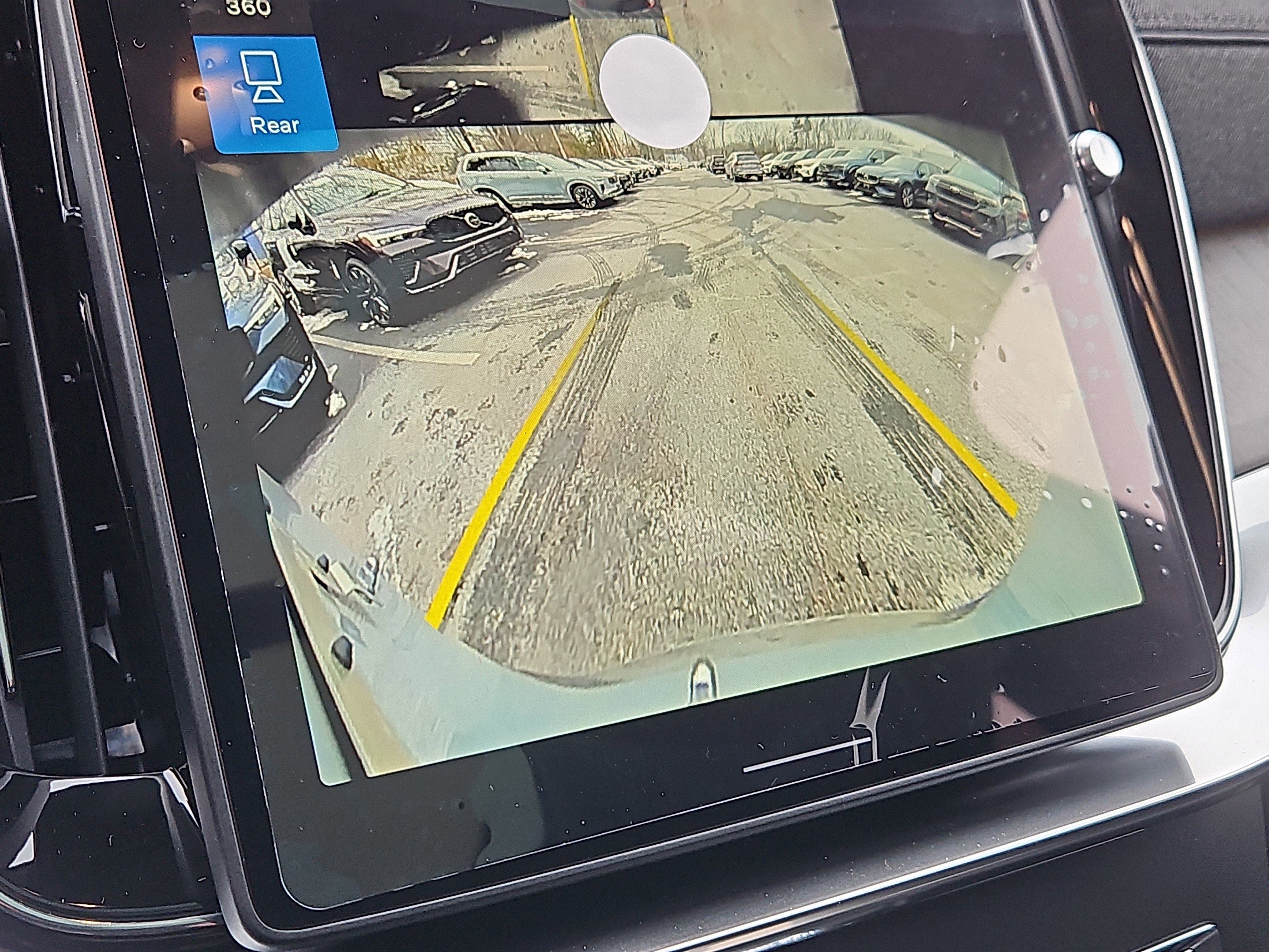 New 2026 Volvo XC90 B6 Ultra w/ Protection Package image 7