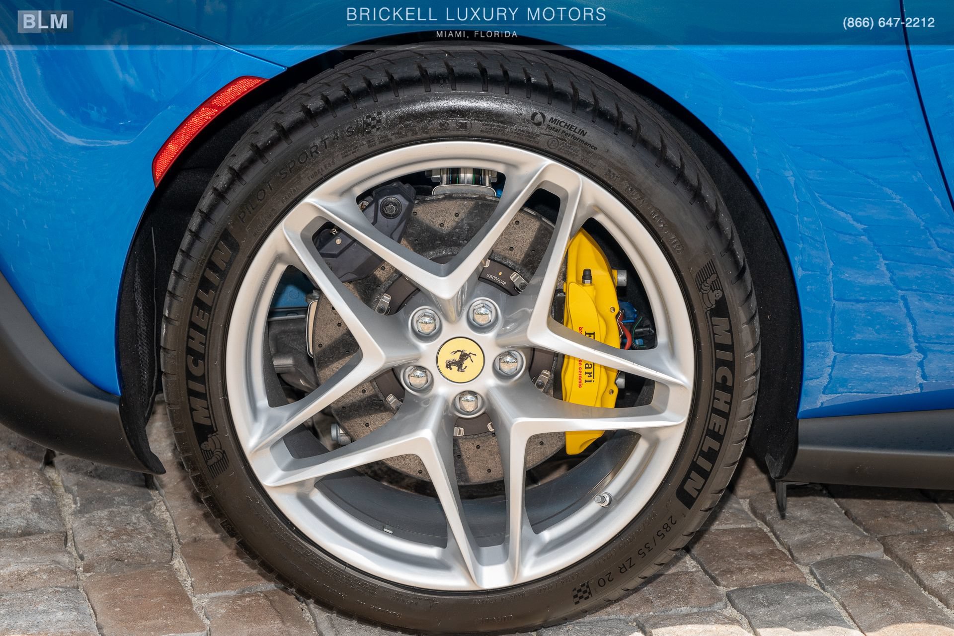 Used 2026 Ferrari Roma Spider RWD image 43