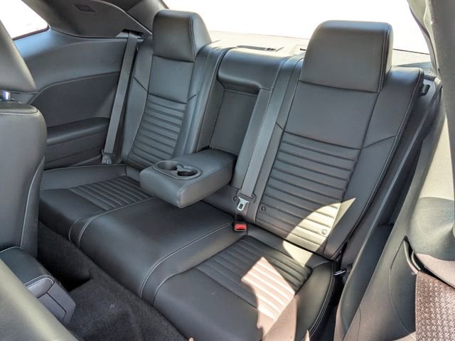 Used 2014 Dodge Challenger R/T Plus image 3