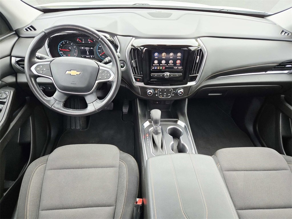 Used 2021 Chevrolet Traverse LT image 9