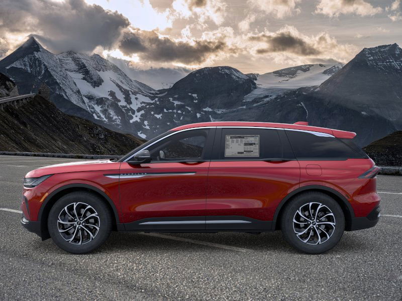 New 2026 Lincoln Nautilus Premier w/ Equipment Group 102A image 3