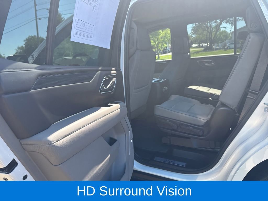 Used 2024 GMC Yukon SLT w/ SLT Premium Package AWD/4WD image 16