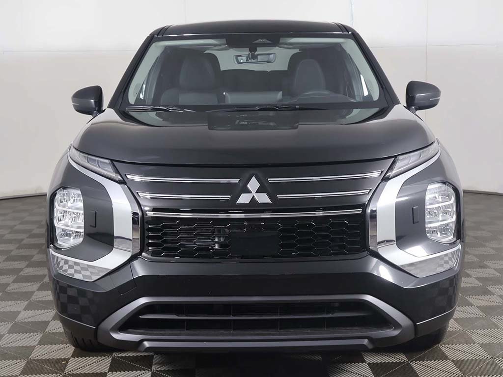 New 2026 Mitsubishi Outlander ES AWD/4WD image 10