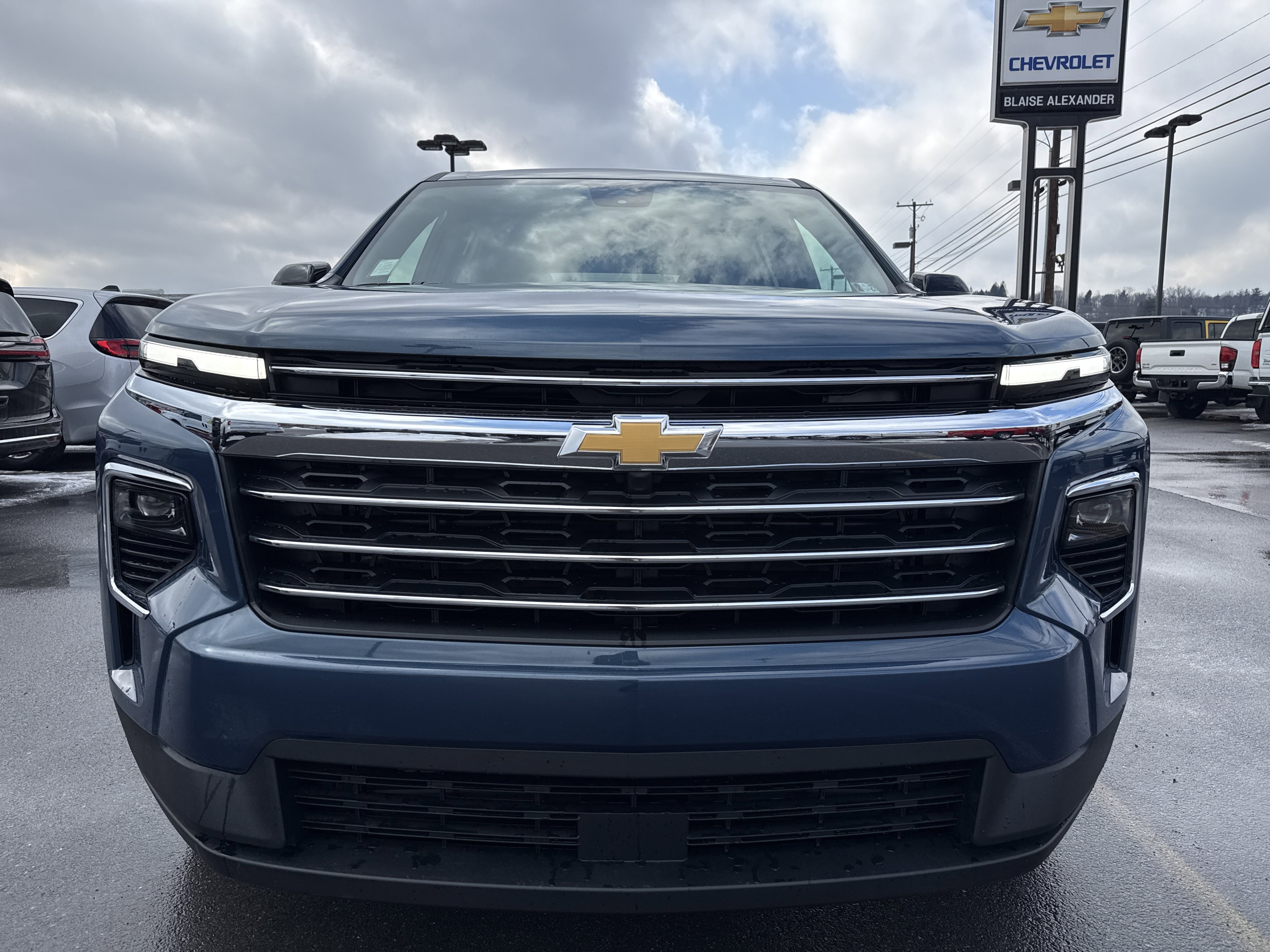New 2026 Chevrolet Traverse LT w/ LPO, Floor Liner Package image 9