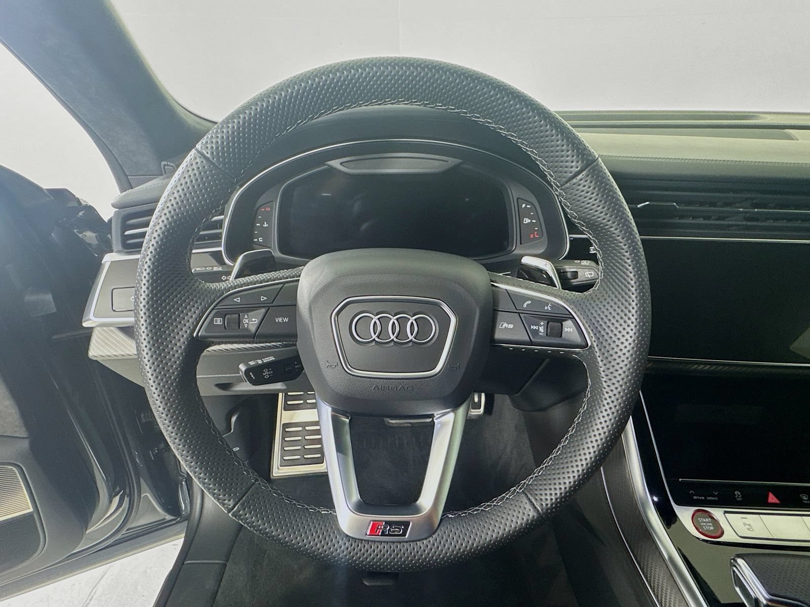 Used 2022 Audi RS Q8 AWD/4WD image 11