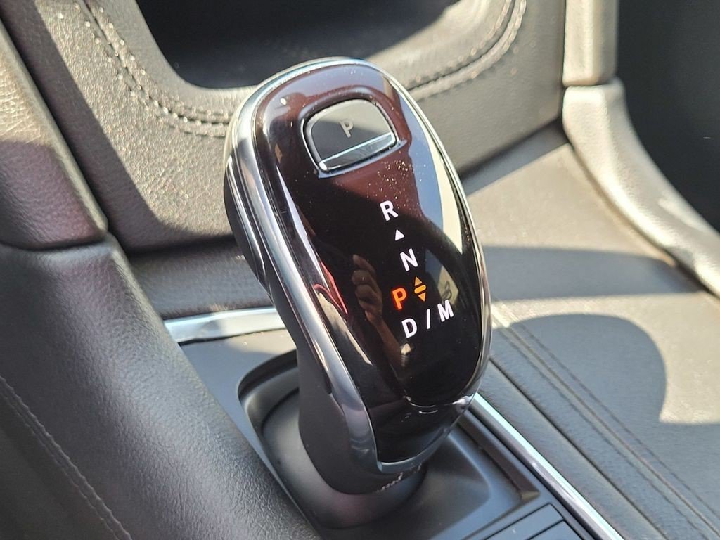 Certified 2024 Cadillac XT6 Premium Luxury FWD image 23