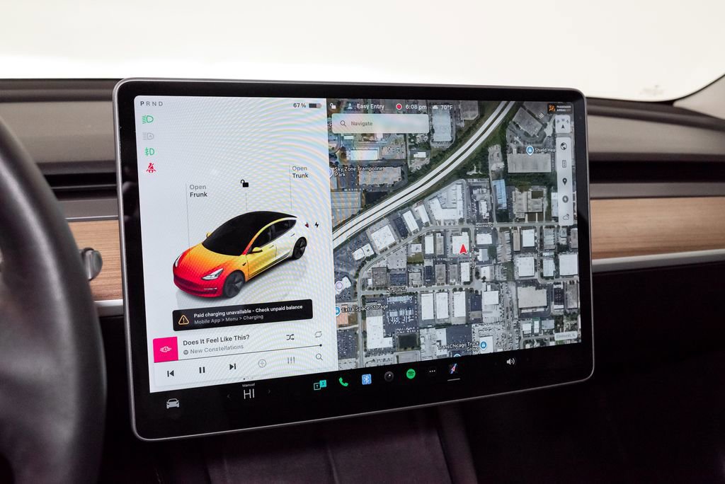 Used 2022 Tesla Model 3 Long Range AWD/4WD image 17