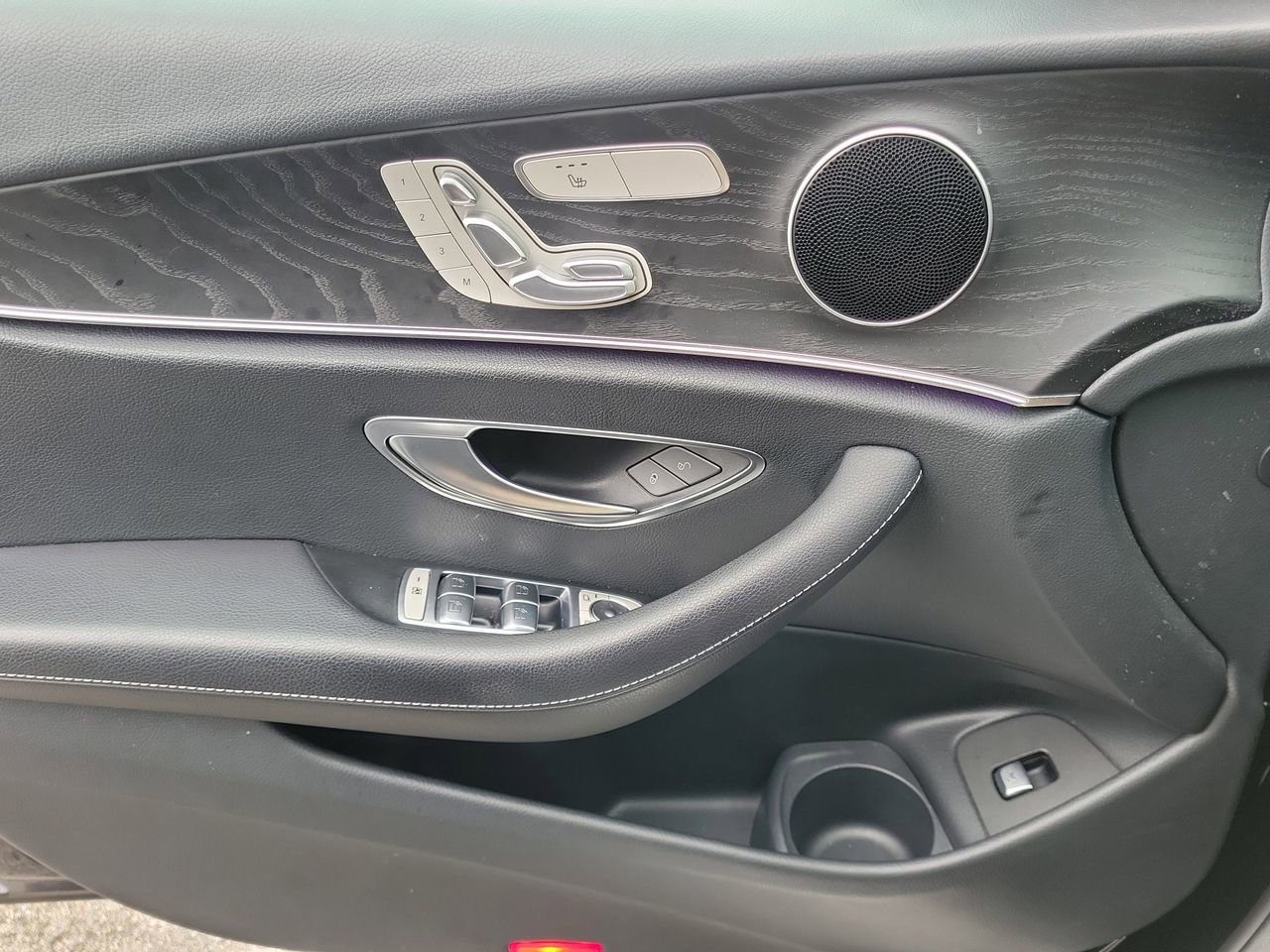 Used 2022 Mercedes-Benz E 350 Sedan image 24