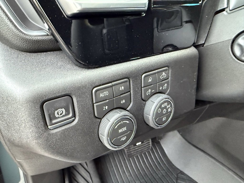 New 2026 Chevrolet Silverado 1500 LTZ w/ Z71 Off-Road Package image 14