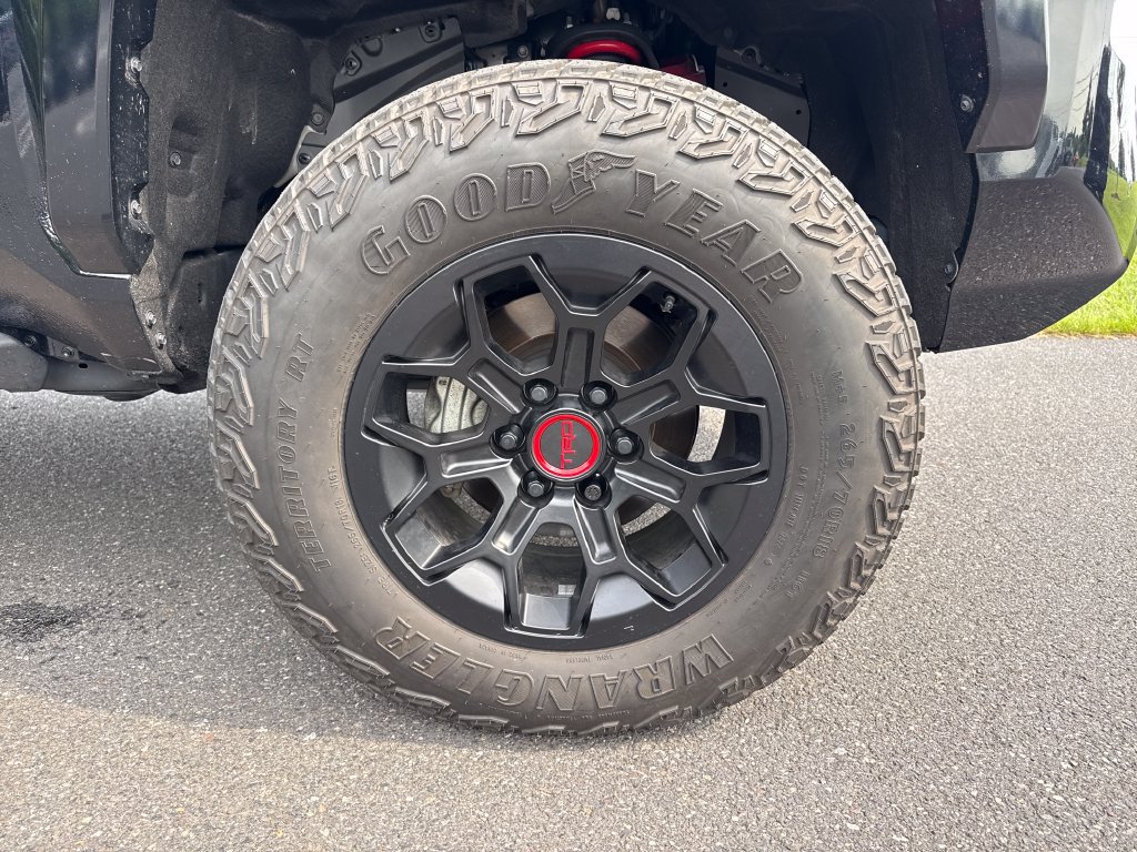 Used 2025 Toyota Tacoma TRD Pro w/ Tow Tech Package AWD/4WD image 14