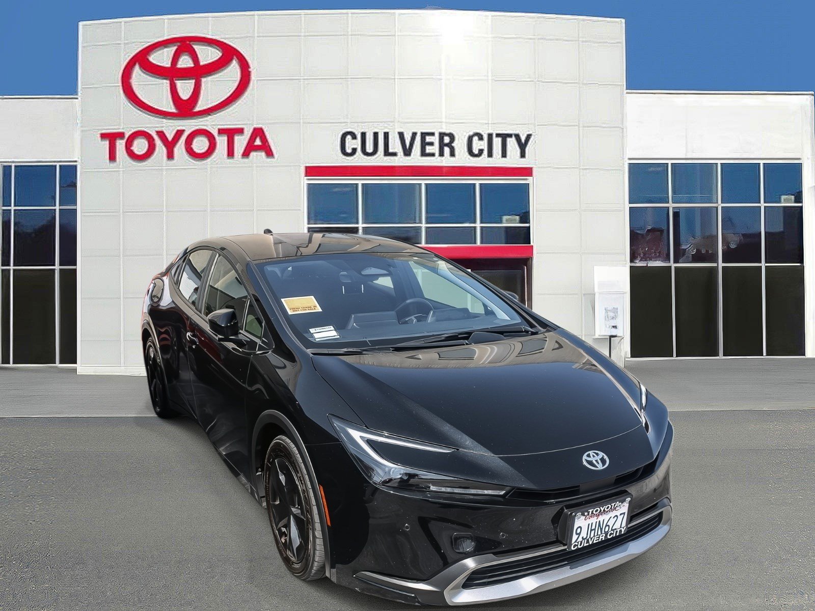 Certified 2023 Toyota Prius Prime FWD image 1