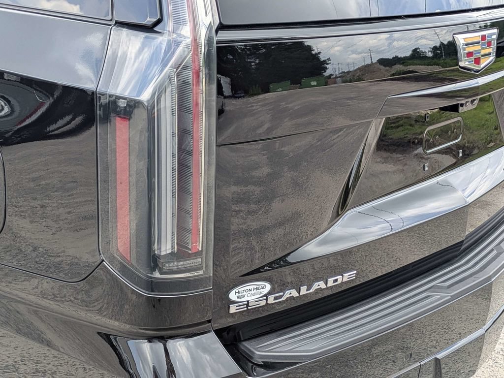 Certified 2025 Cadillac Escalade ESV Sport Platinum AWD/4WD image 14