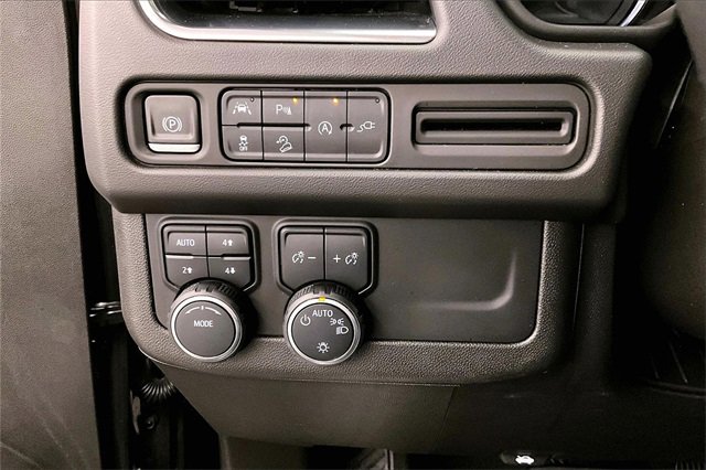 Used 2021 Chevrolet Tahoe Z71 w/ Luxury Package image 36