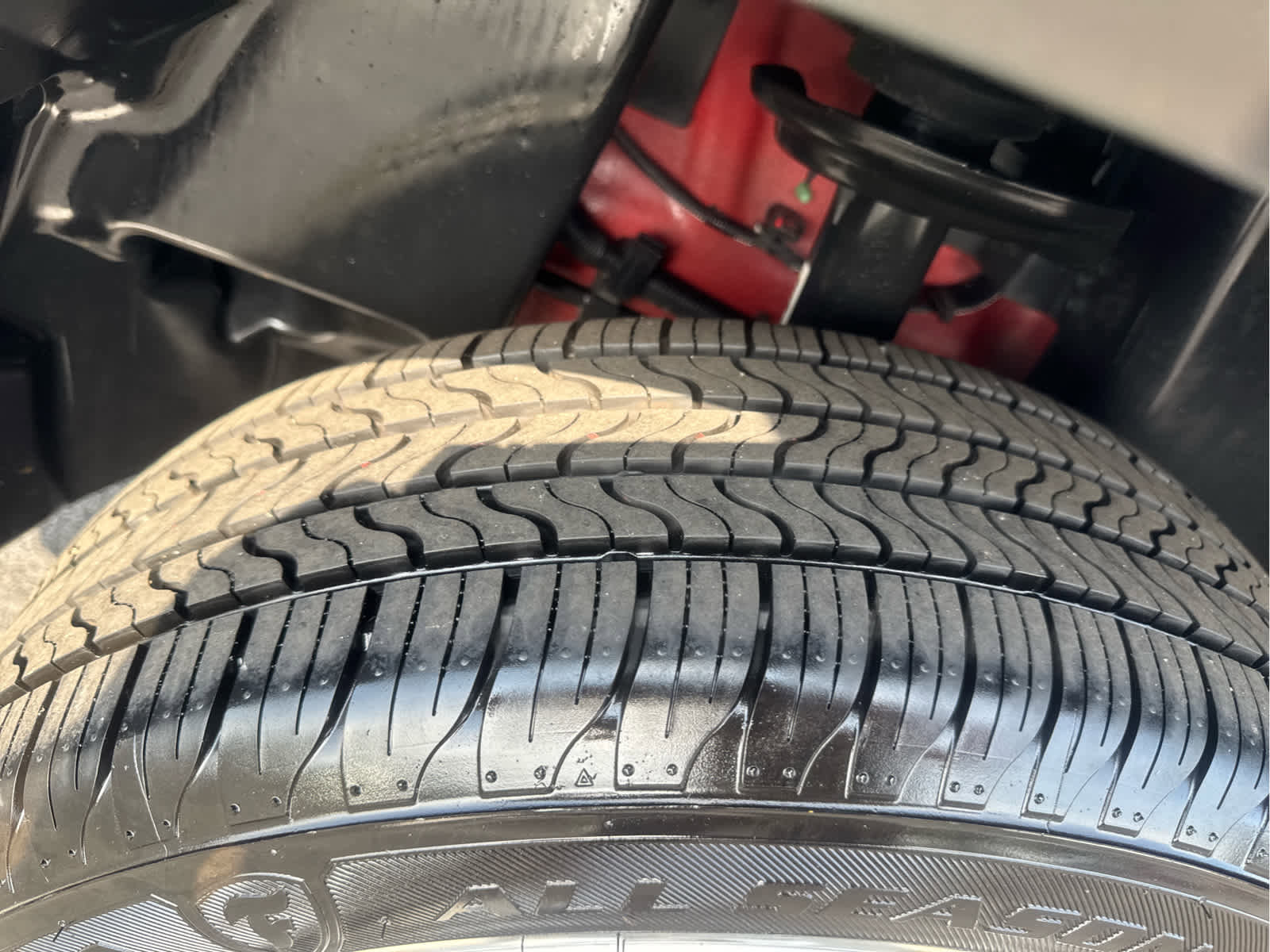 Certified 2021 Jeep Renegade Limited w/ Sun & Sound Group image 12