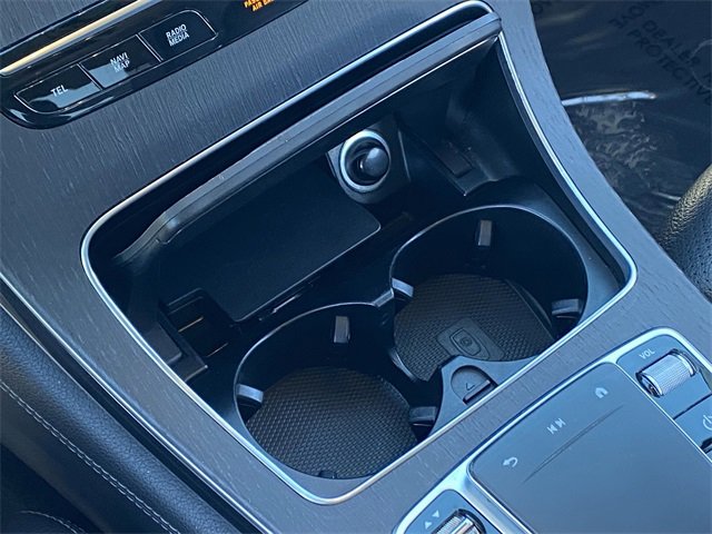 Used 2021 Mercedes-Benz GLC 300 4MATIC image 17