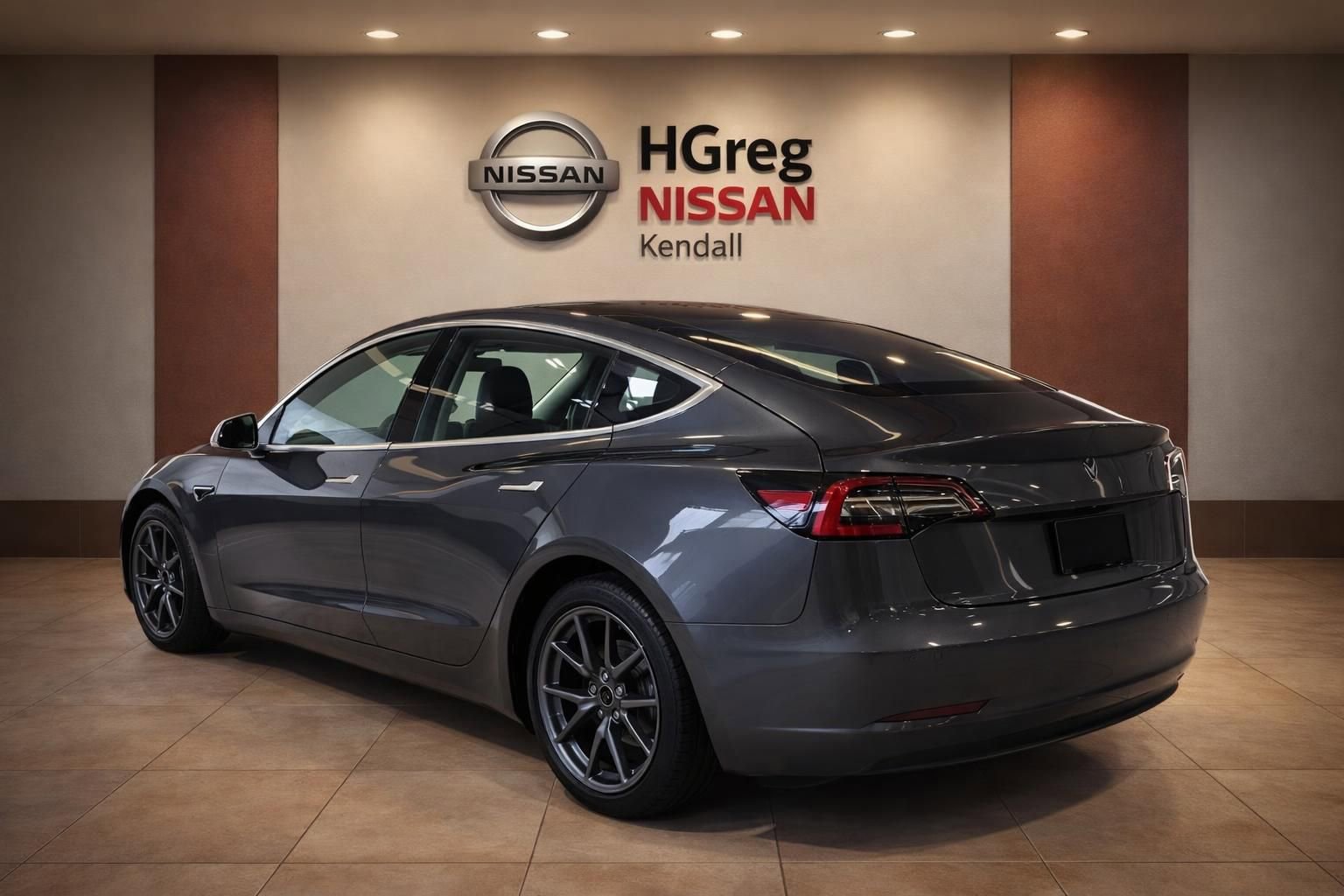 Used 2019 Tesla Model 3 Standard Range Plus RWD image 2