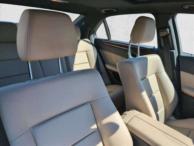 Used 2013 Mercedes-Benz E 350 BlueTEC Sedan image 24