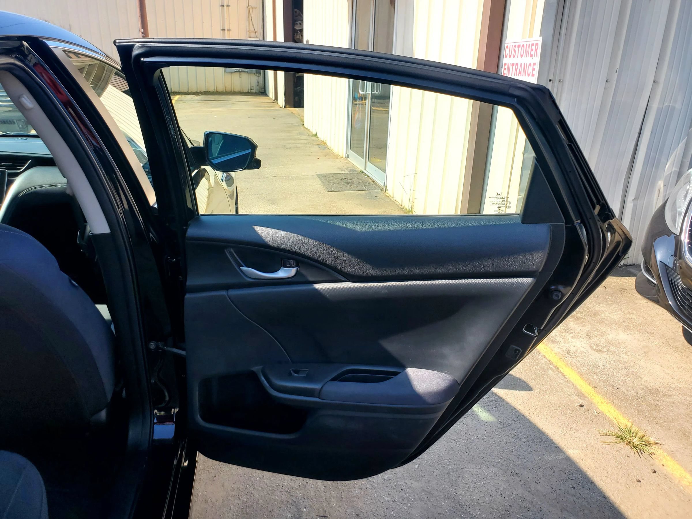 Used 2019 Honda Insight EX image 23