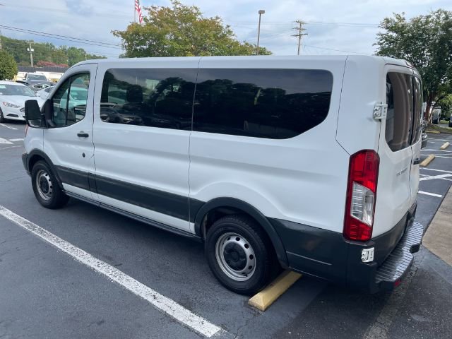Used 2018 Ford Transit 150 XL image 3