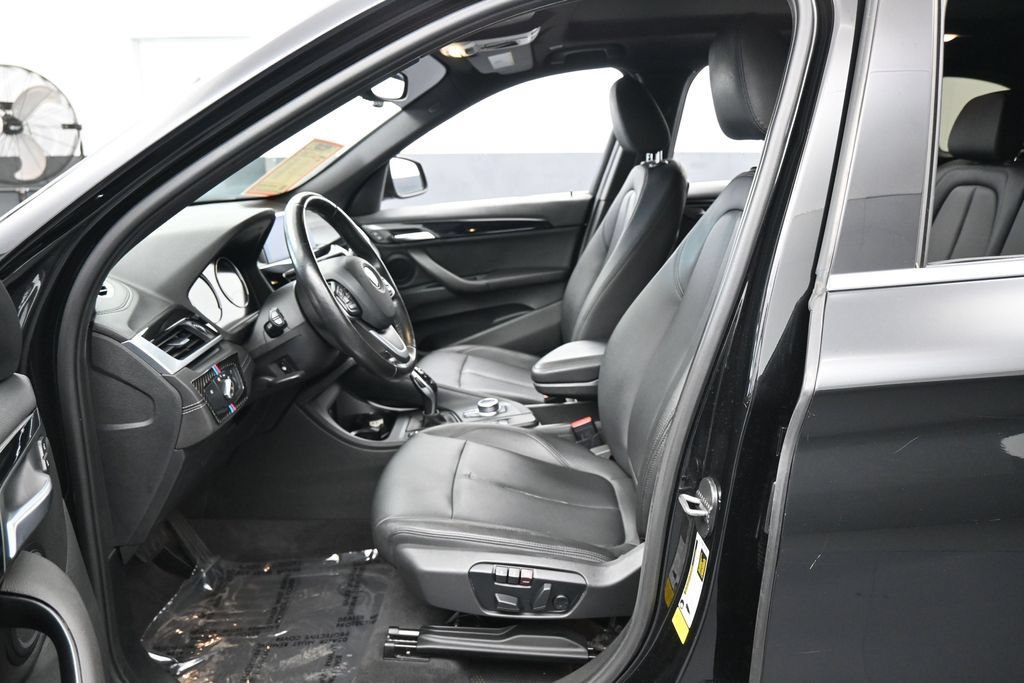 Used 2020 BMW X1 sDrive28i w/ Convenience Package FWD image 11