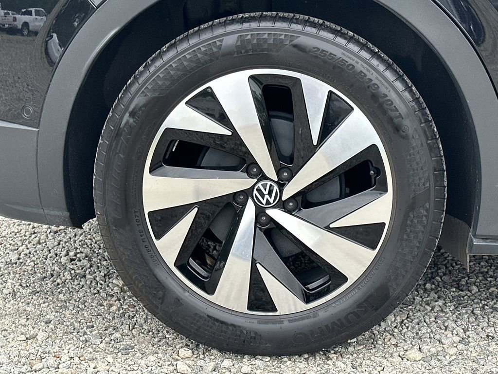 Used 2023 Volkswagen ID.4 Pro image 18