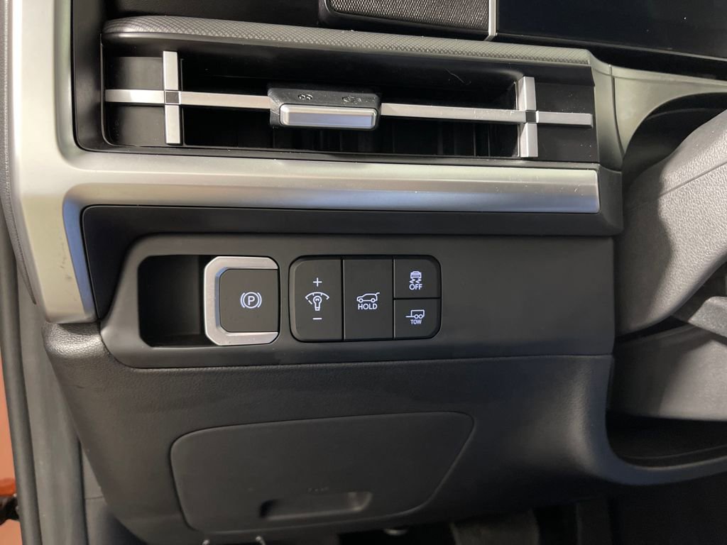 Used 2025 Hyundai Santa Fe XRT AWD/4WD image 31
