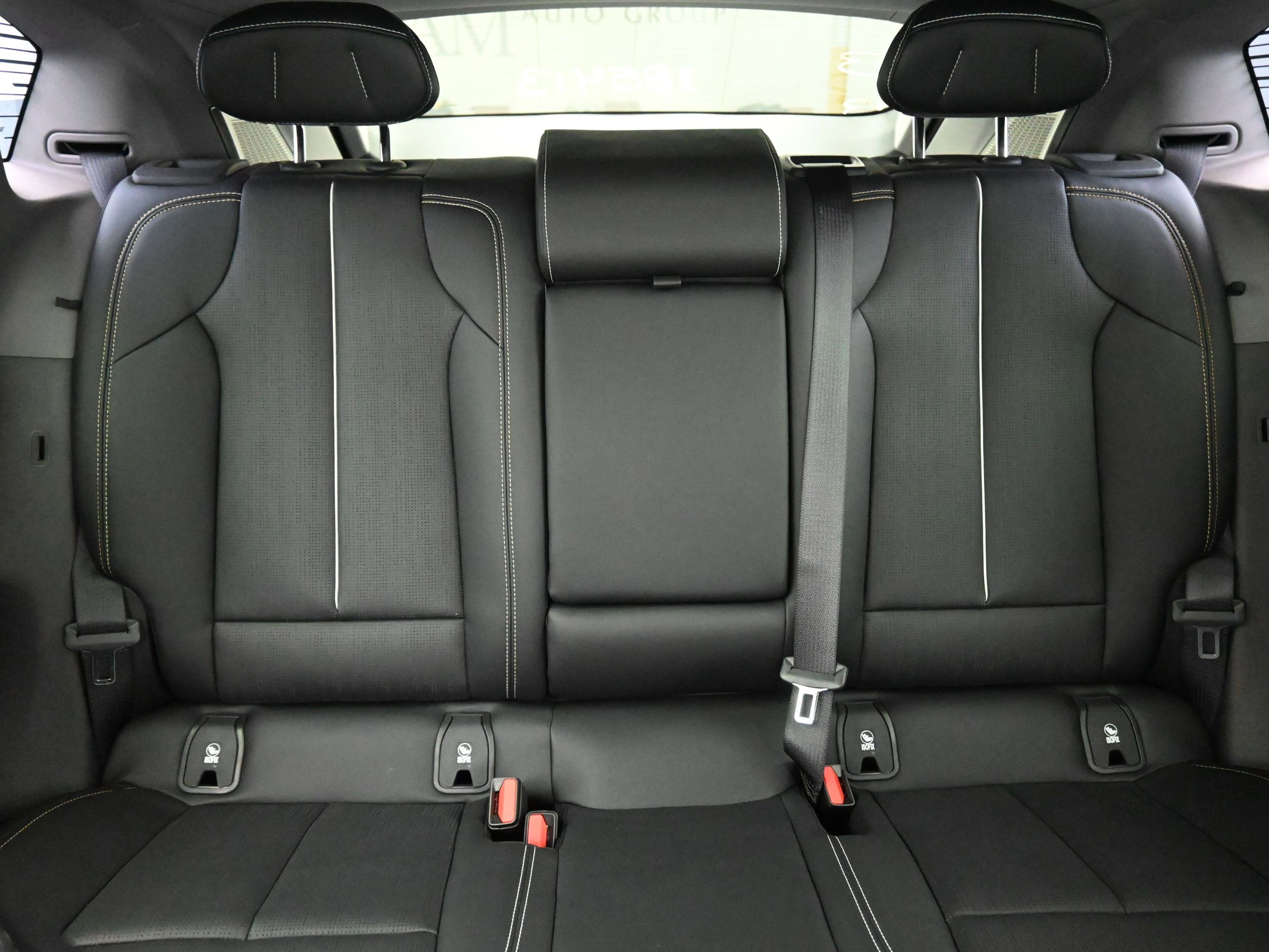 New 2025 Cadillac Optiq Luxury 2 w/ LPO, Floor Liner Package image 14