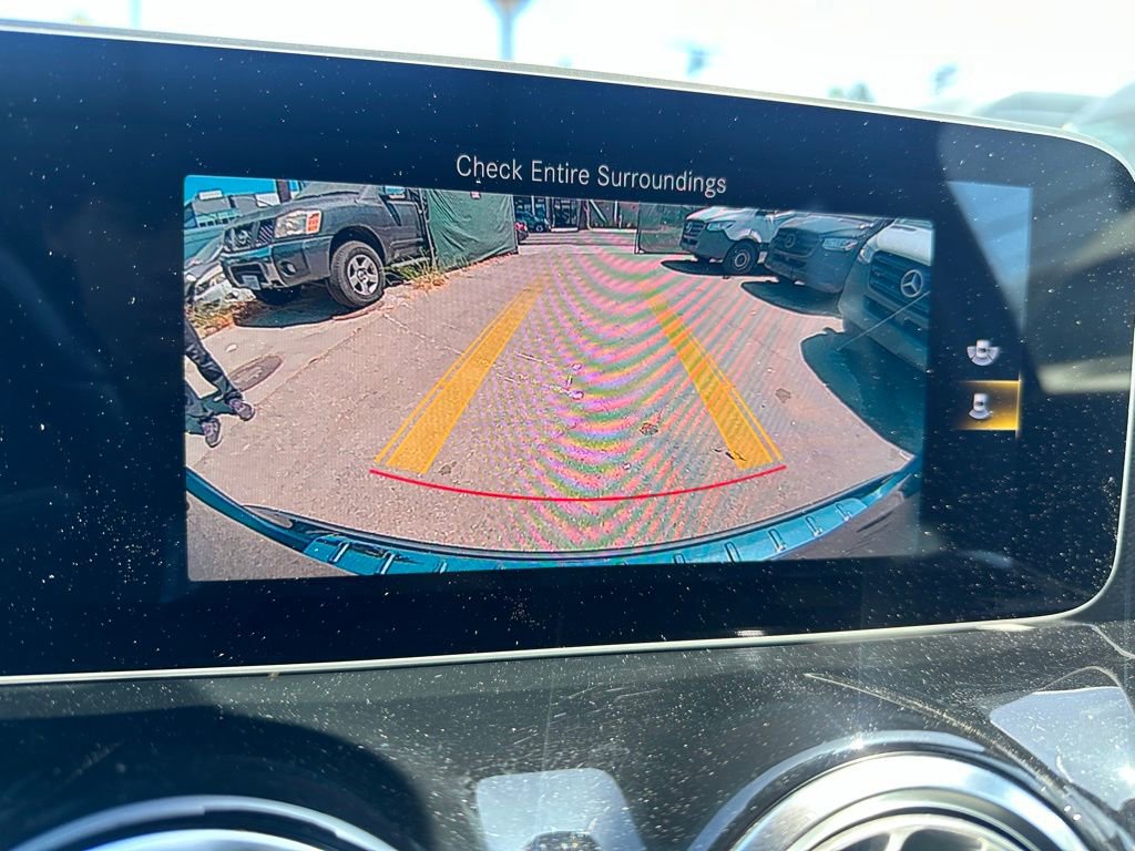 Used 2021 Mercedes-Benz GLA 250 4MATIC w/ AMG Line Exterior image 16