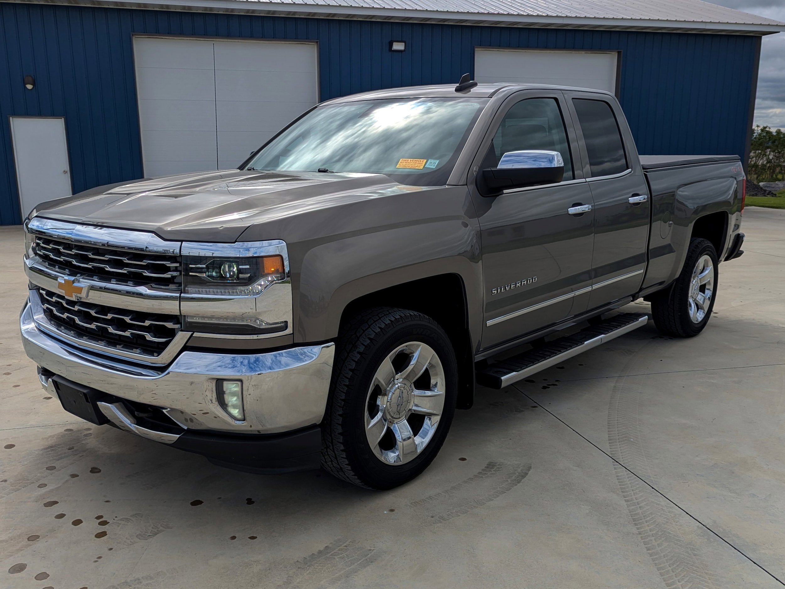 Used 2017 Chevrolet Silverado 1500 LTZ w/ Sport Package AWD/4WD image 1