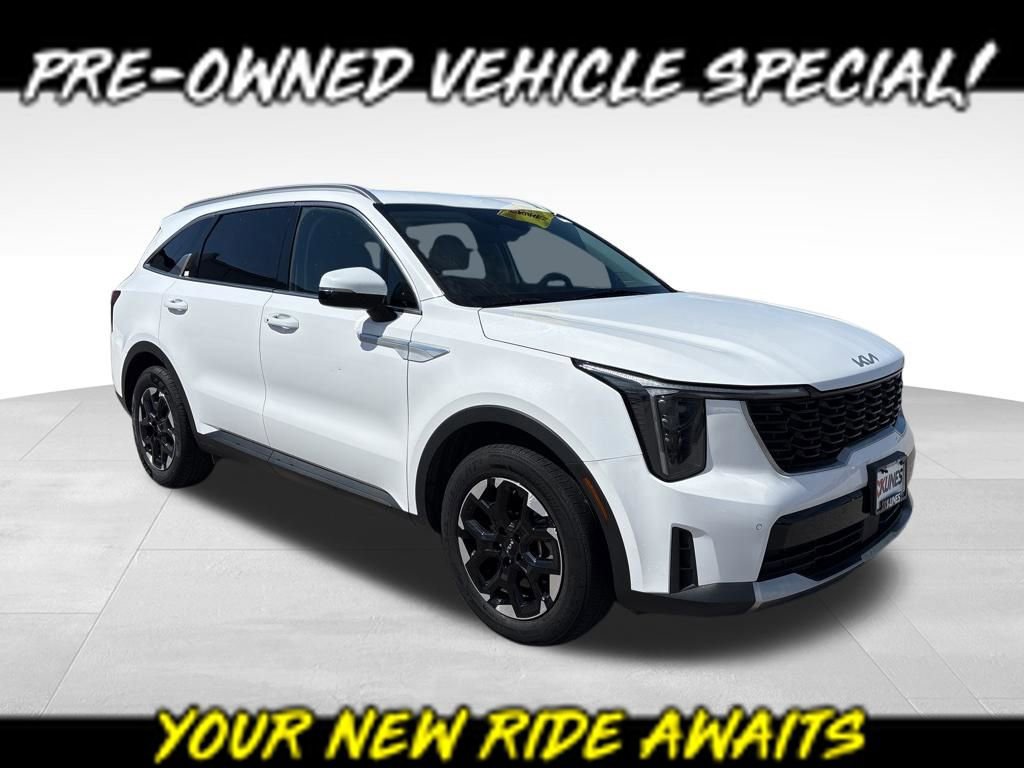 Used 2024 Kia Sorento S video 1