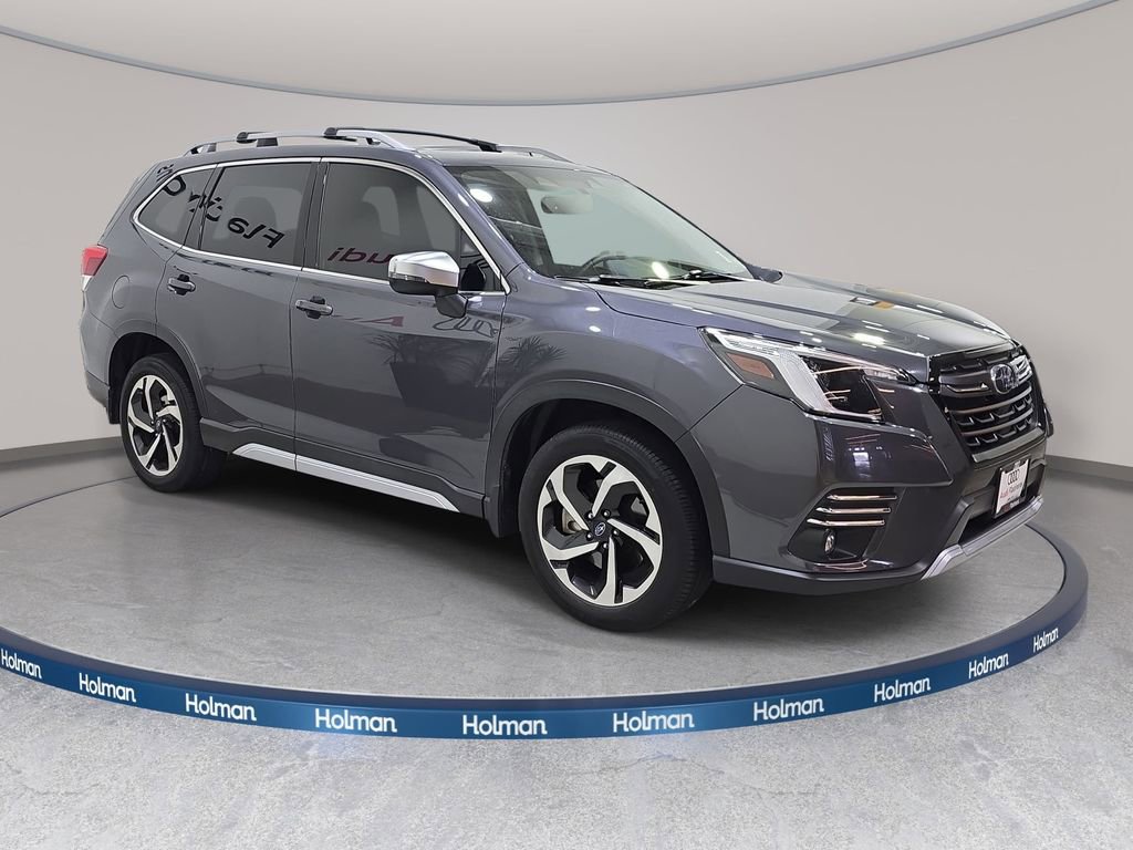 Used 2023 Subaru Forester Touring image 5