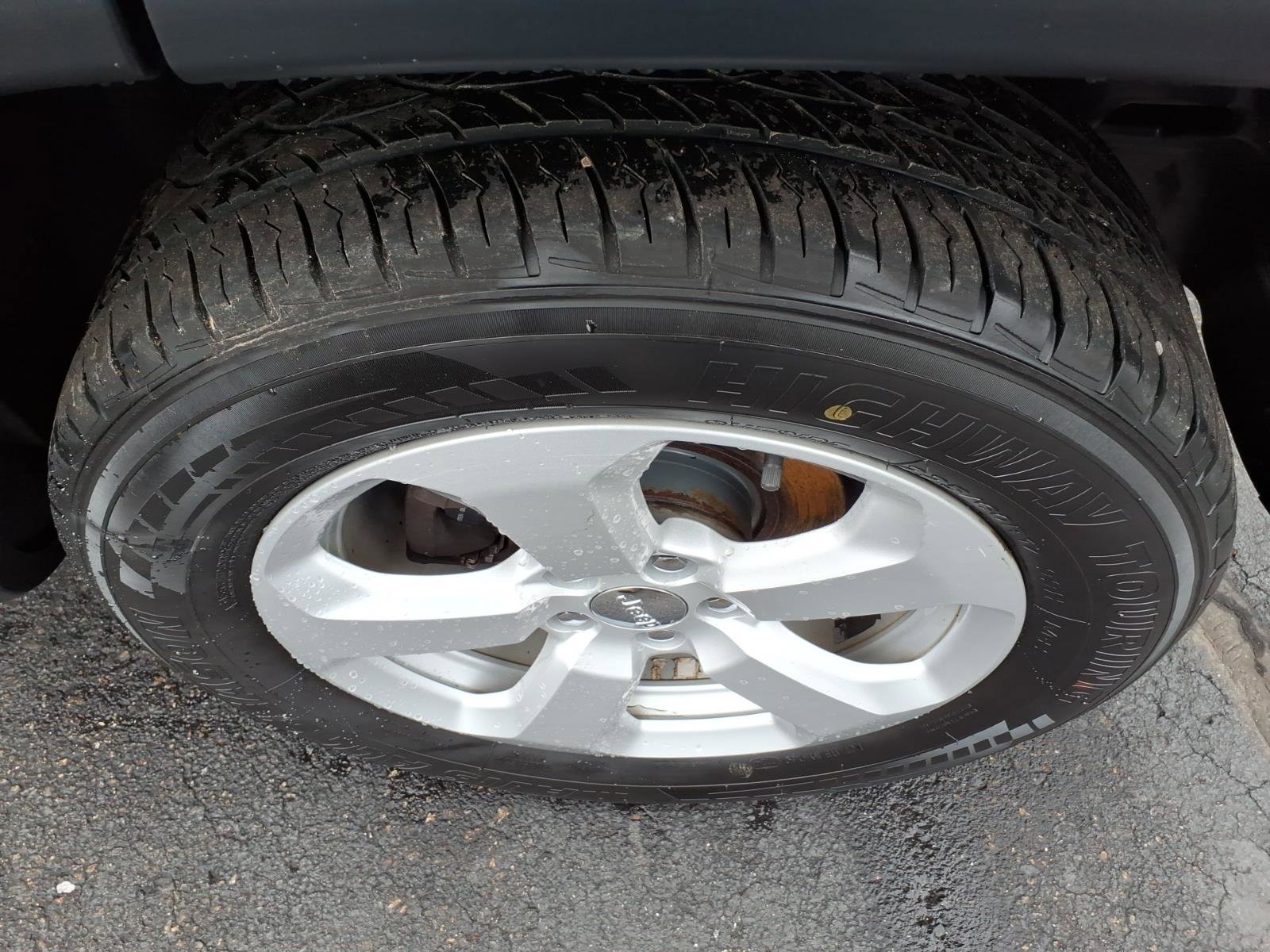 Used 2019 Jeep Compass Latitude w/ Cold Weather Group image 5