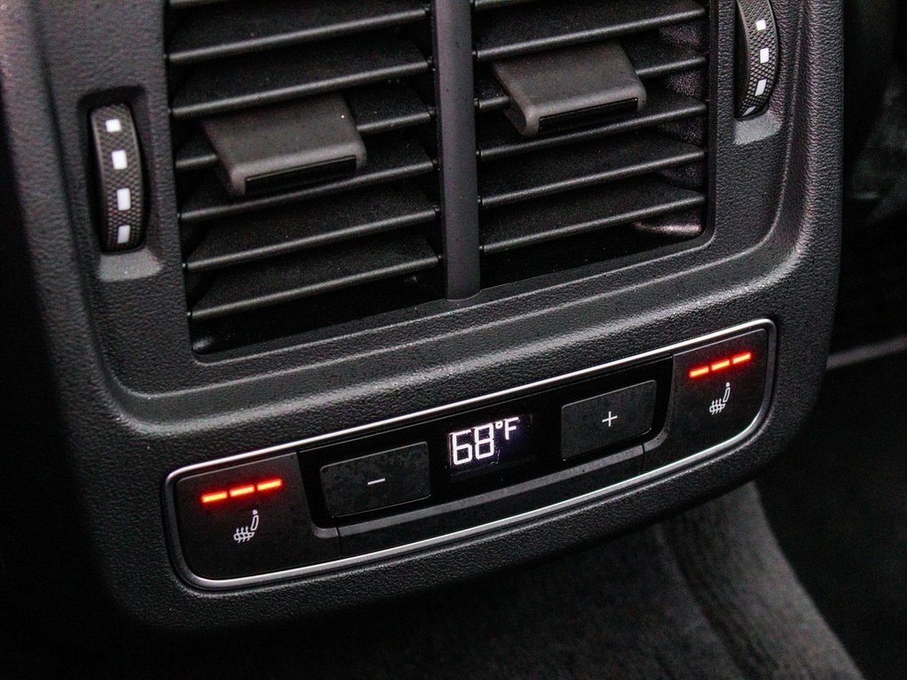 Used 2022 Audi e-tron GT Prestige w/ Prestige Package image 36