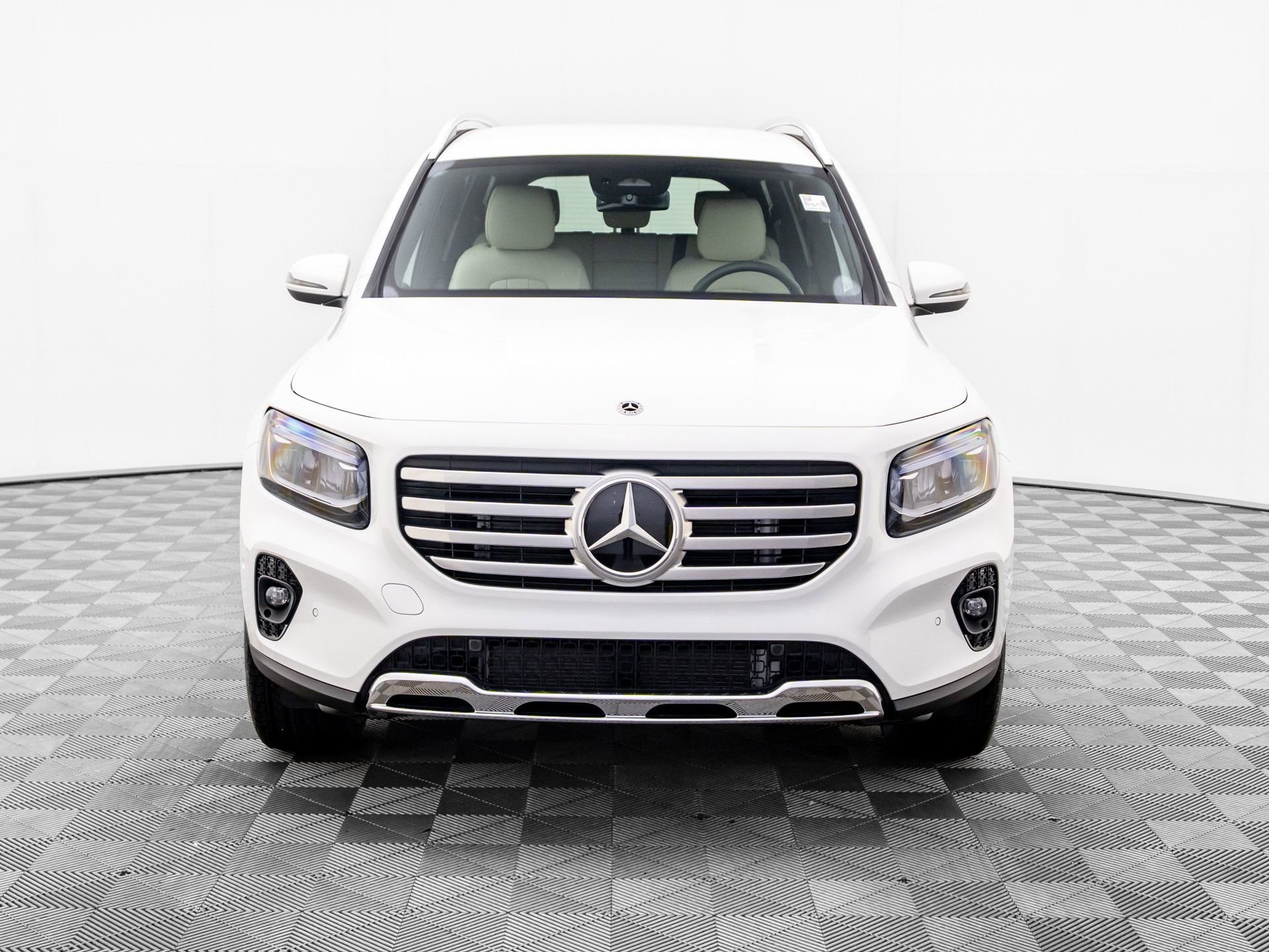 Certified 2025 Mercedes-Benz GLB 250 4MATIC image 10