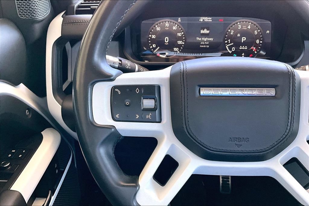 Used 2020 Land Rover Defender 110 First Edition AWD/4WD image 7