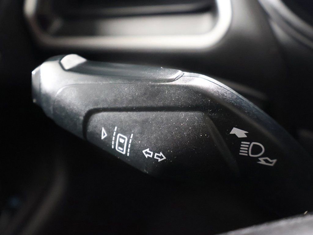 Used 2024 Ford Edge SEL image 38