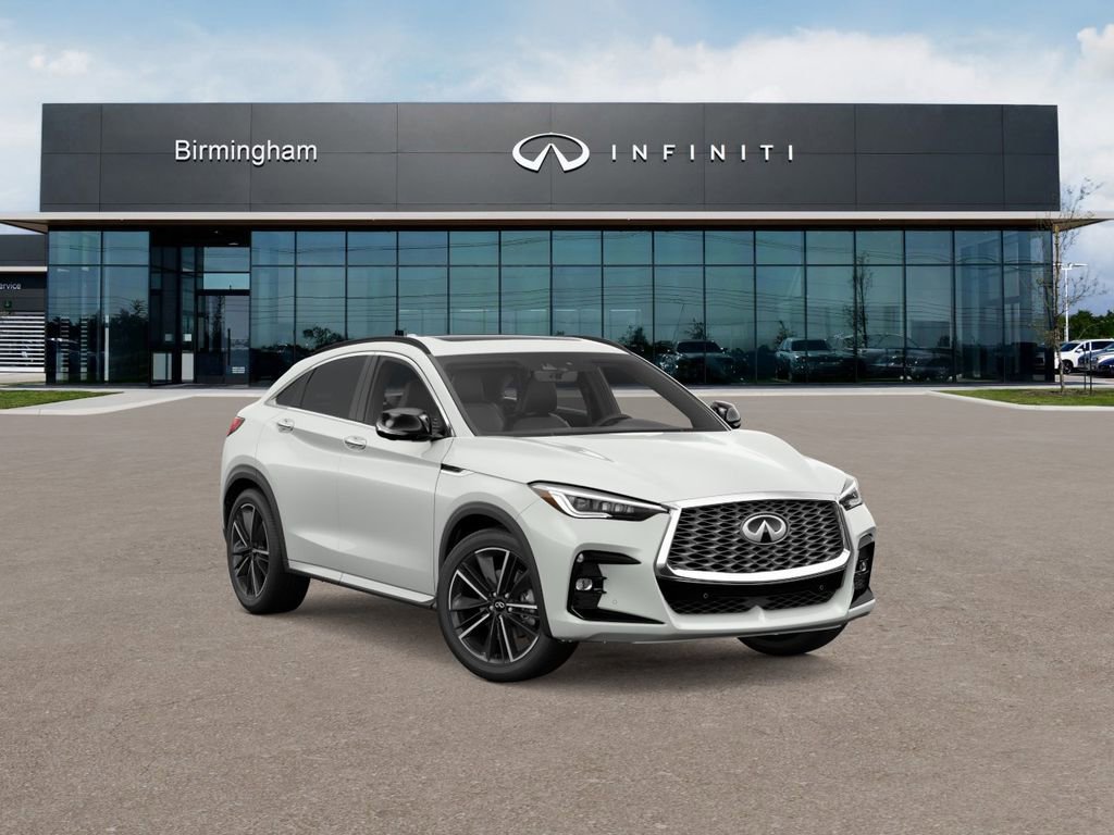 New 2025 INFINITI QX55 Essential image 3