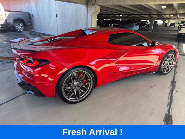 Used 2024 Chevrolet Corvette Z06 RWD image 16