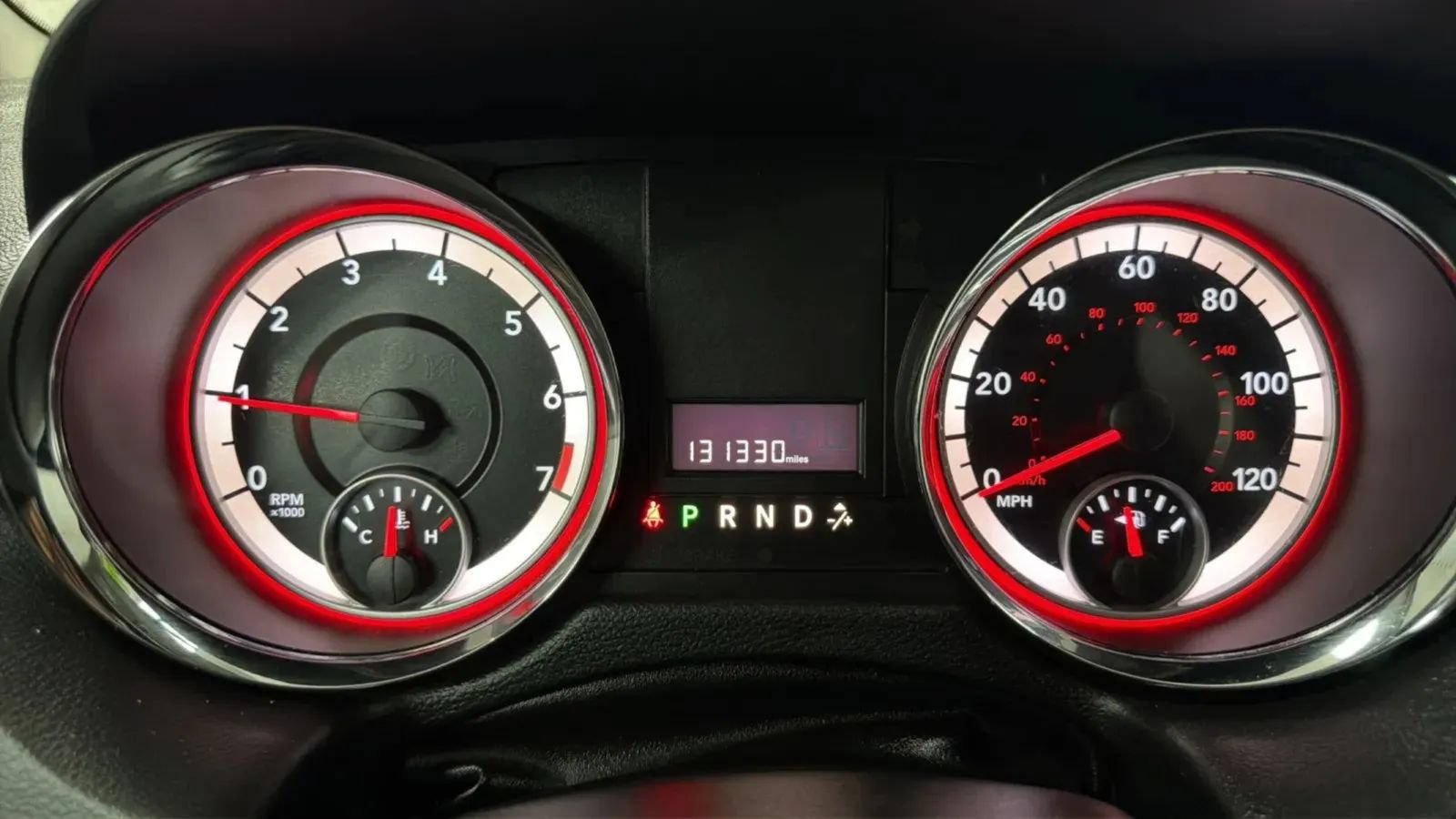 Used 2014 Dodge Grand Caravan SXT FWD image 11