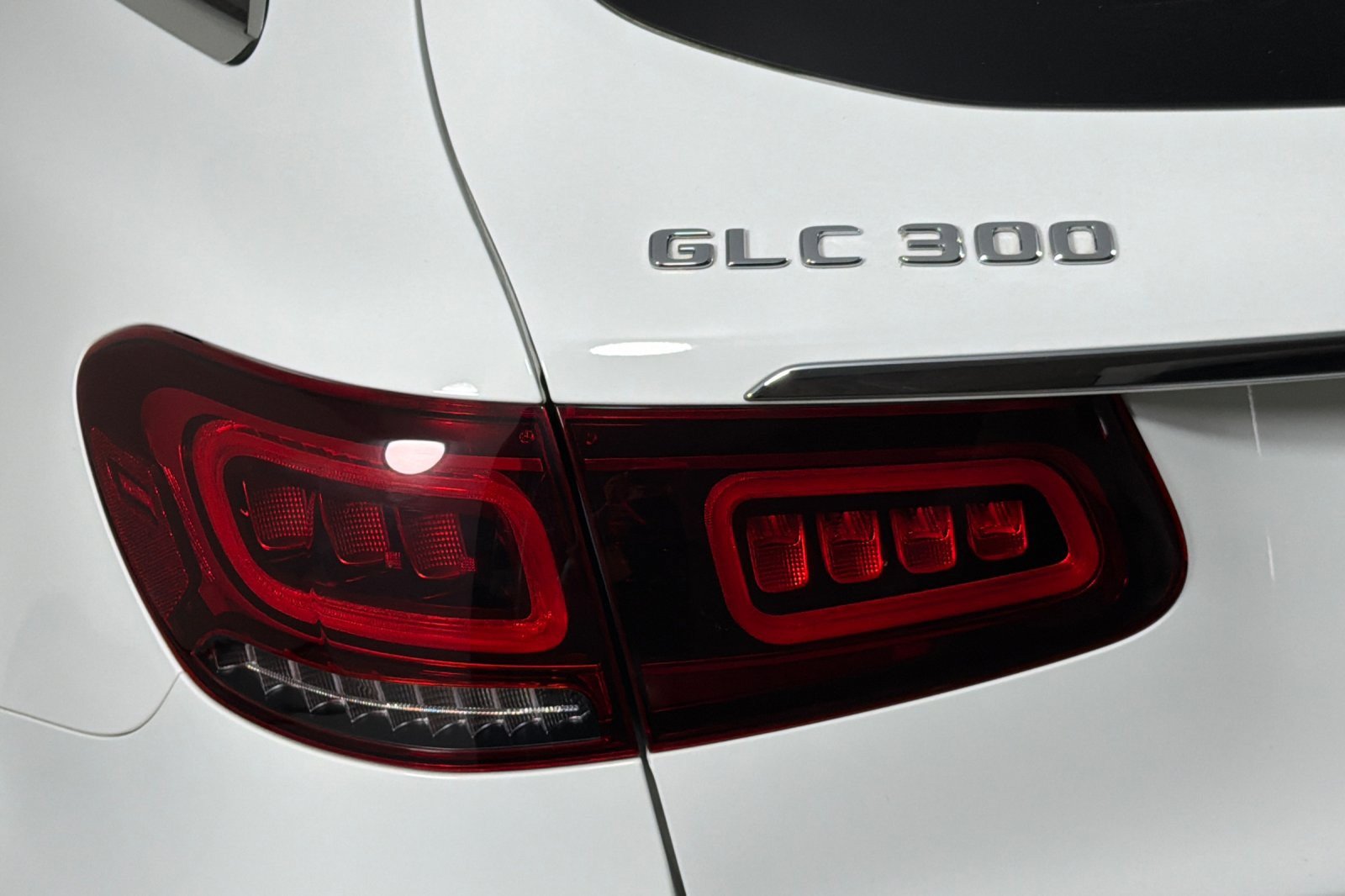 Used 2022 Mercedes-Benz GLC 300 image 26