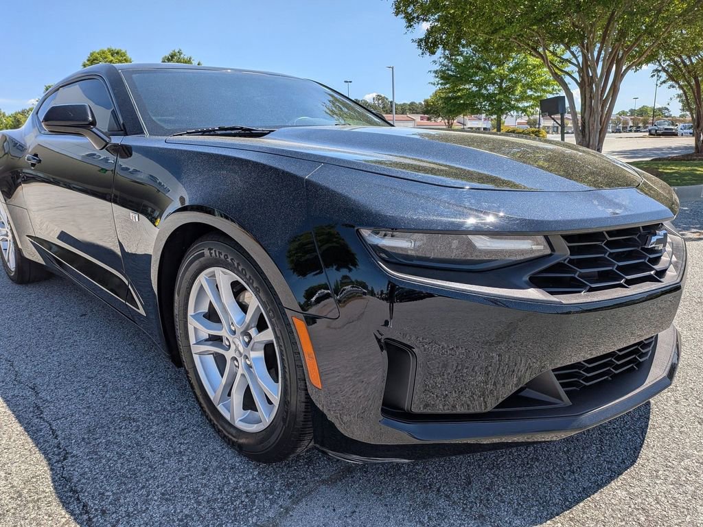 Used 2020 Chevrolet Camaro LS RWD image 10