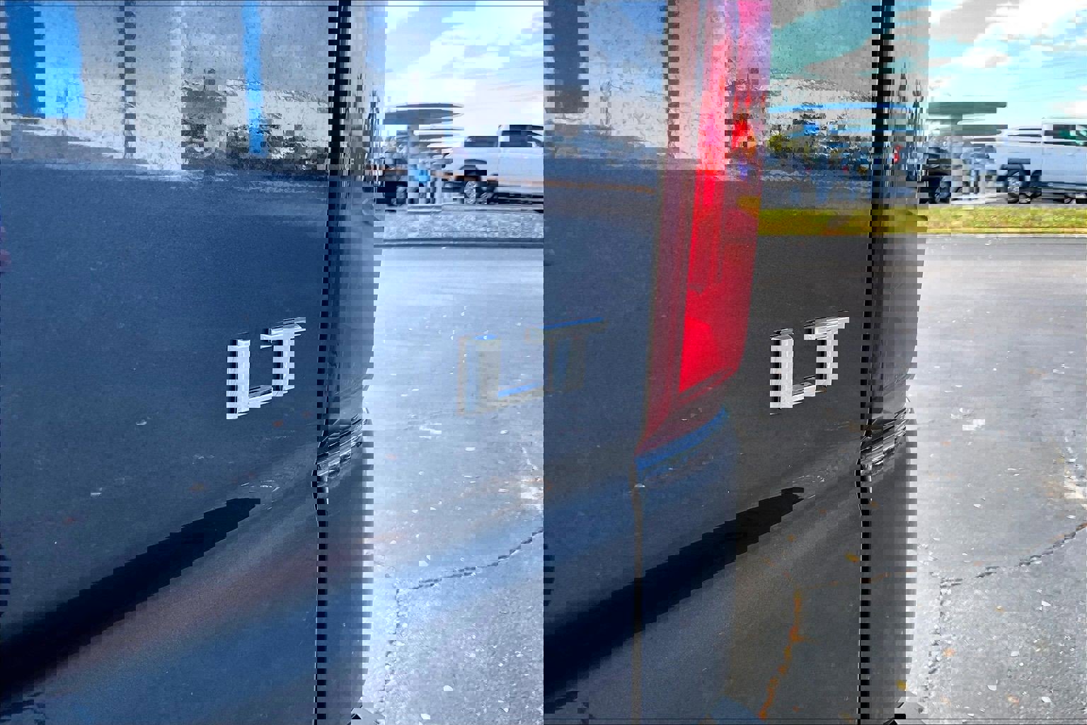 Certified 2021 Chevrolet Silverado 1500 LT Trail Boss w/ Convenience Package II image 5