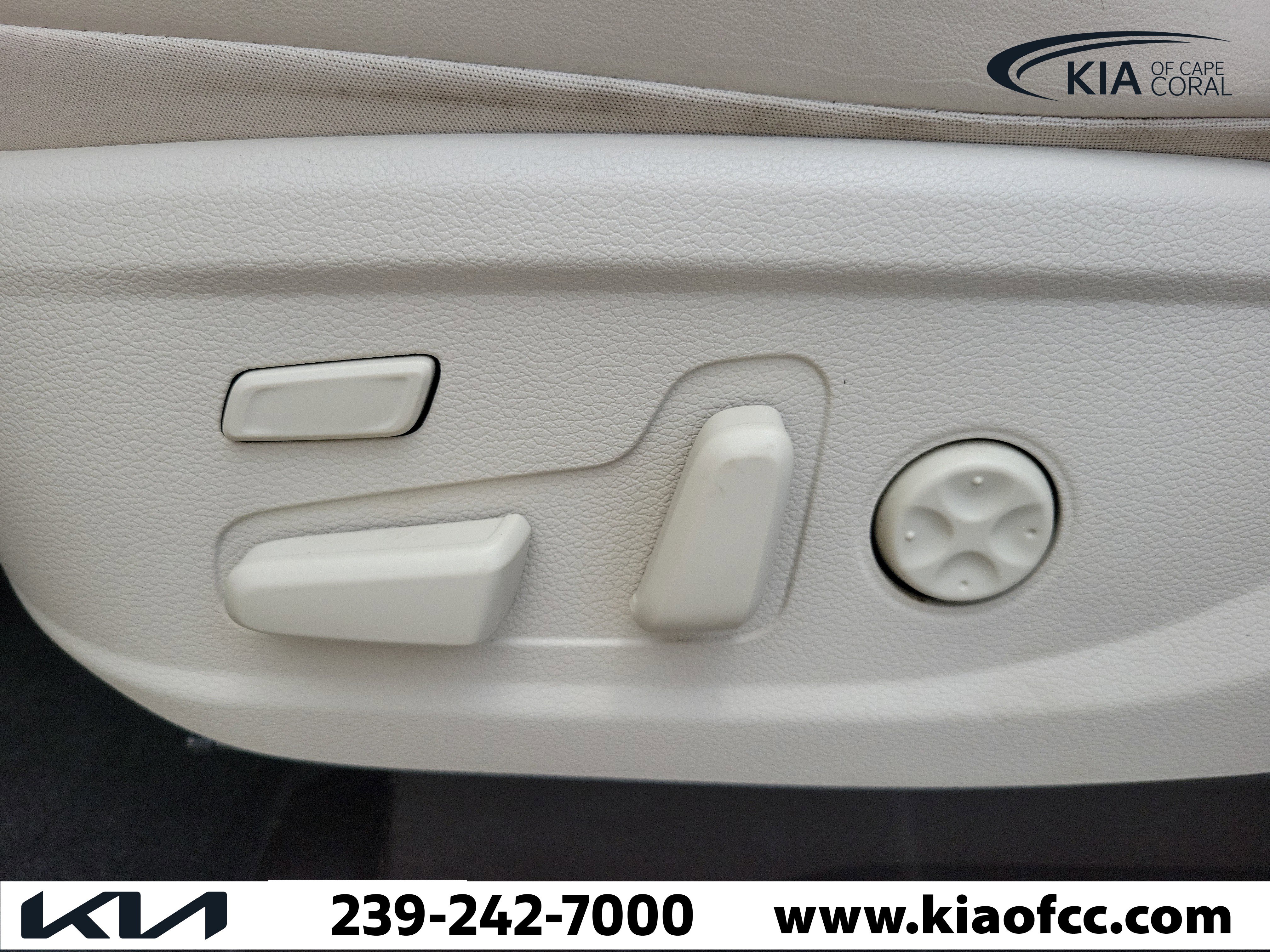 Used 2020 Hyundai Palisade Limited FWD image 23