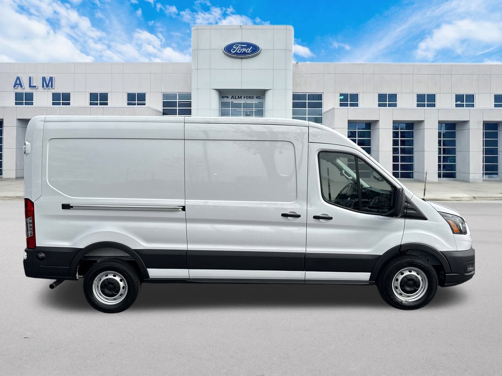 New 2026 Ford Transit 250 148 Medium Roof w/ Load Area Protection Package RWD image 5
