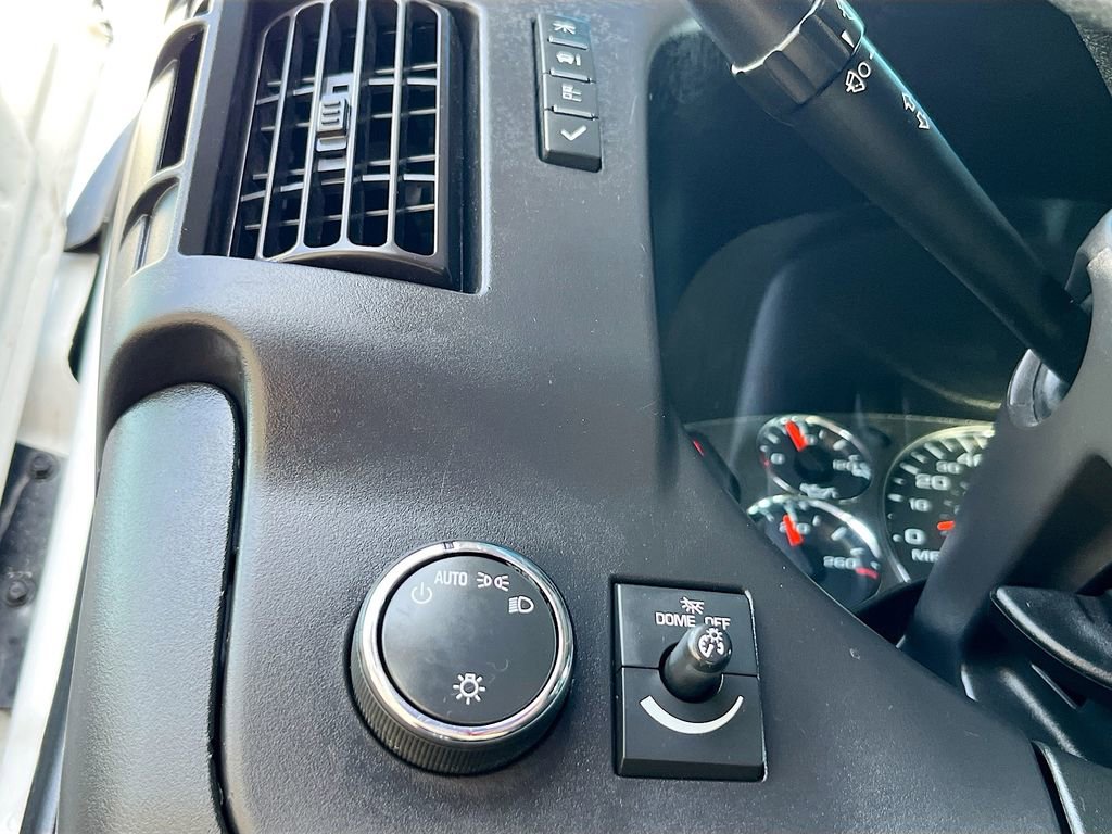 Used 2022 GMC Savana 2500 Work Van w/ Driver Convenience Package image 10