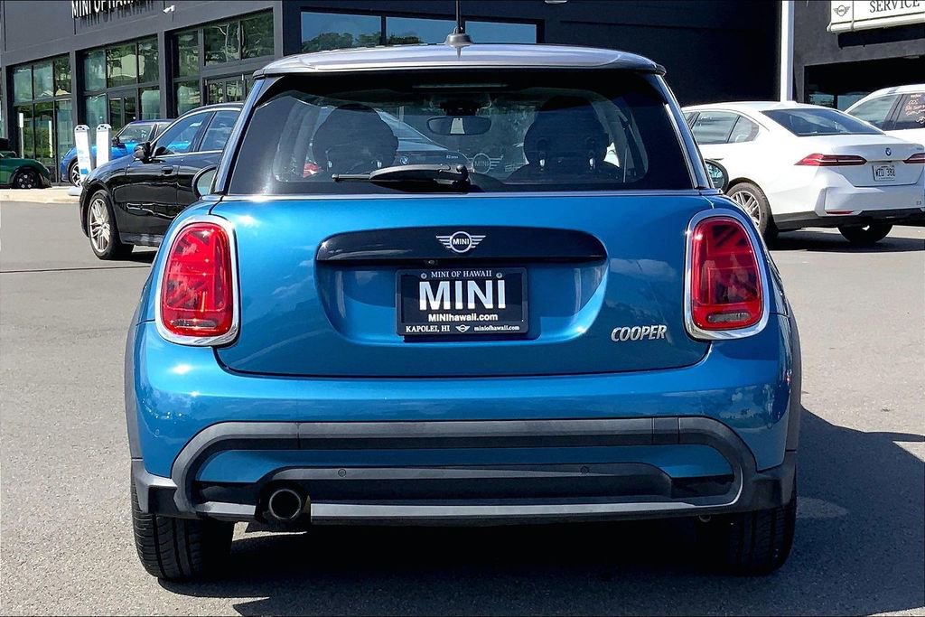Certified 2024 MINI Cooper 2-Door Hardtop FWD image 5