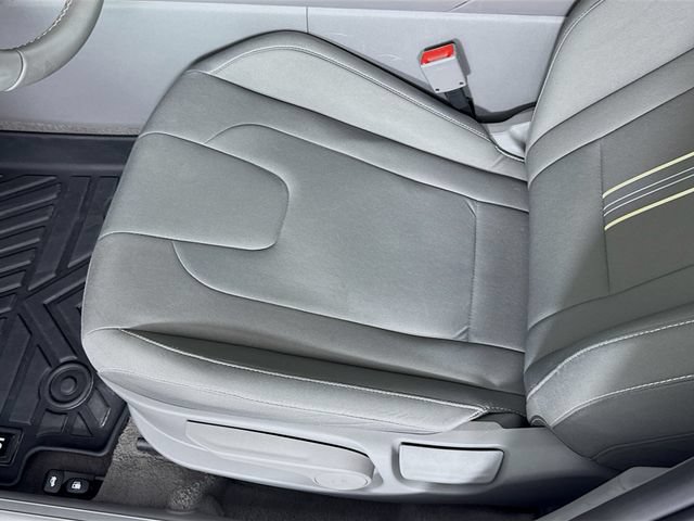 Used 2025 Hyundai Elantra Sport w/ Cargo Package FWD image 19