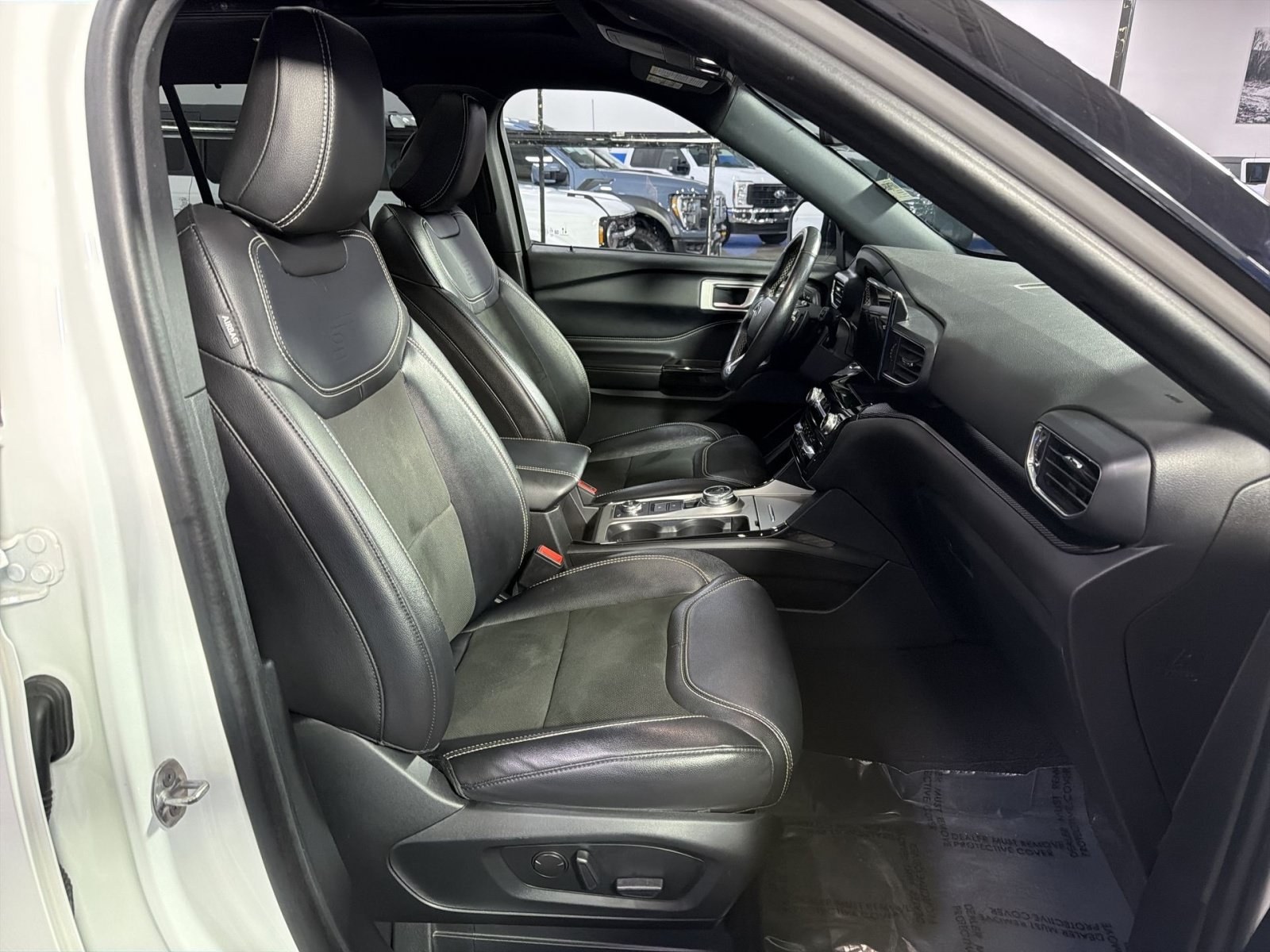 Used 2022 Ford Explorer ST AWD/4WD image 26